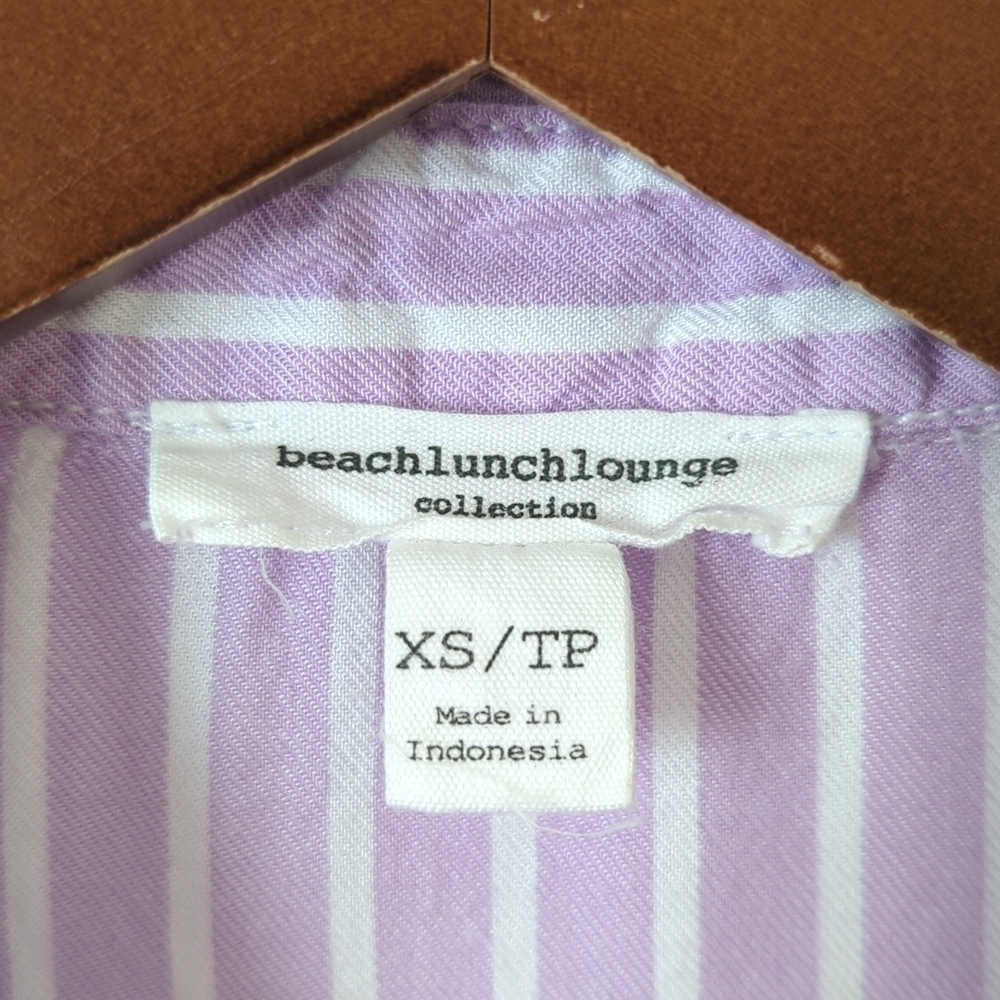 Beach Lunch Lounge Striped Ruffled Short Sleeve Button Down Blouse Purple XS - Picture 4 of 10